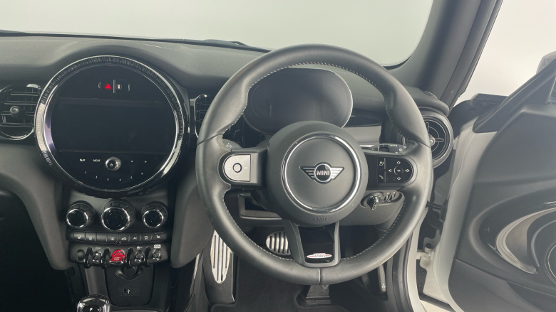 MINI Hatchback 1.5 Cooper Sport 3dr Auto Petrol Hatchback